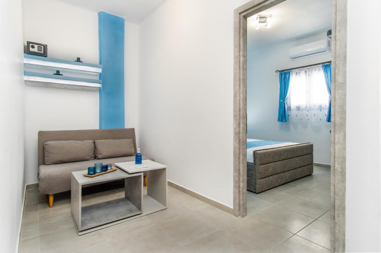 N Renieris Apartments Firostefani Luaran gambar