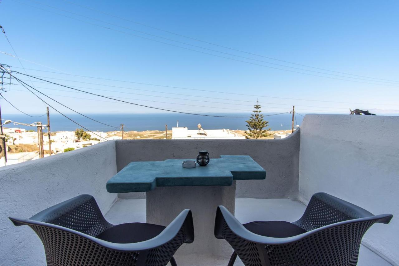 N Renieris Apartments Firostefani Luaran gambar